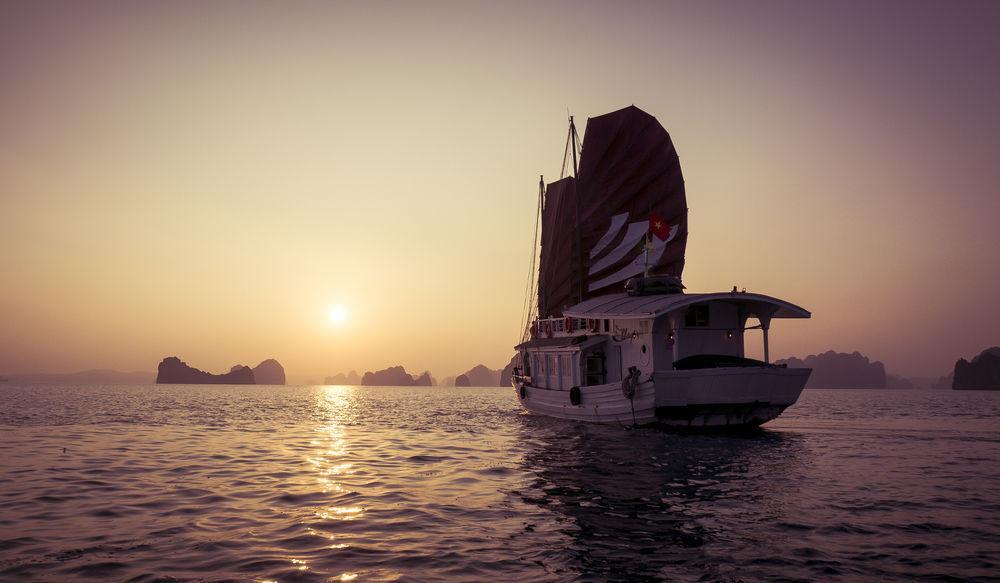 Bhaya Legend Cruises Hotel Ha Long Exterior foto